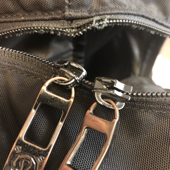 Lululemon Wet Coast Backpack - Picture 4 of 8